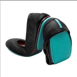 Tieks 9 Leather Ballet Flat Black. A smaller size 9 than my other Tieks.